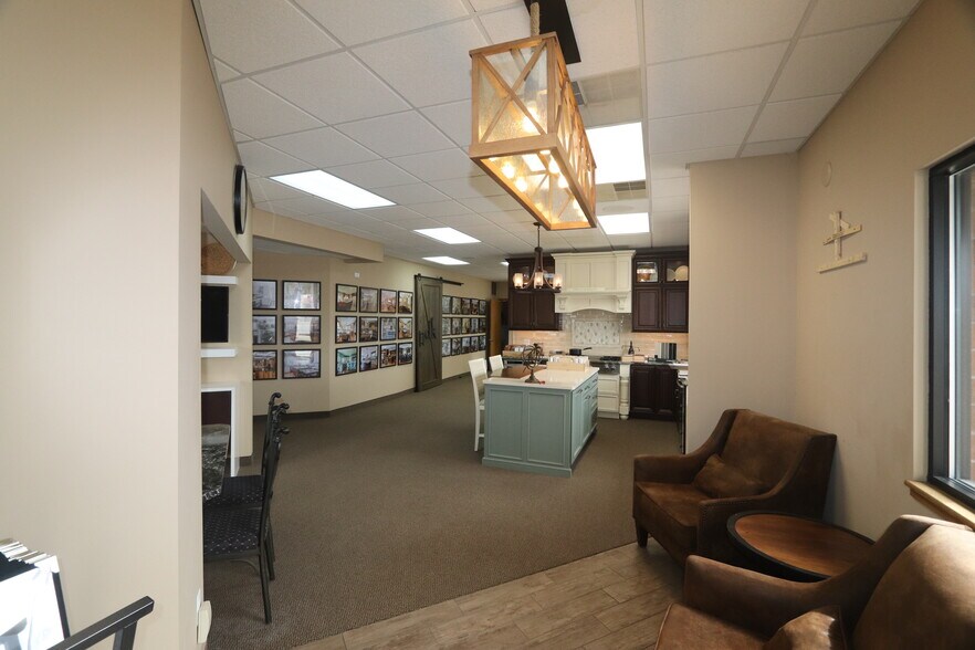 More Photos Of 5841 Whitmore Lake Rd, Brighton Office For Lease