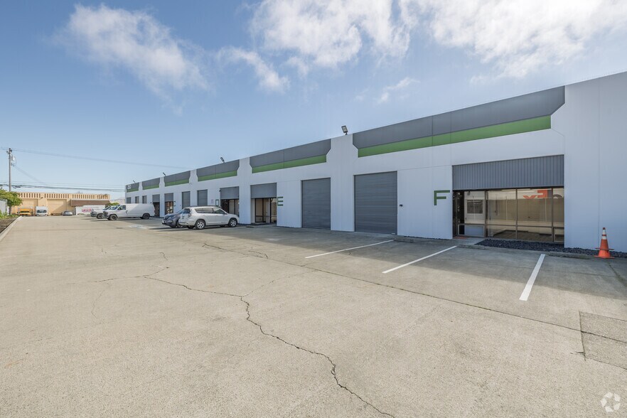 More Photos Of 250 S Maple Ave, South San Francisco Warehouse For Lease