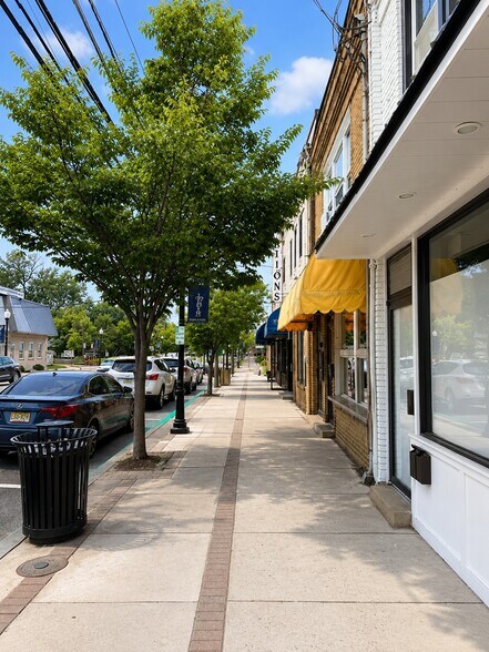 More Photos Of 209 W Clinton Ave, Oaklyn Storefront Retail Residential For Sale