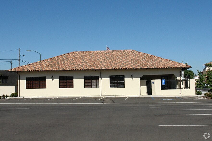 More Photos Of 222 N Garden St, Visalia Office For Sale
