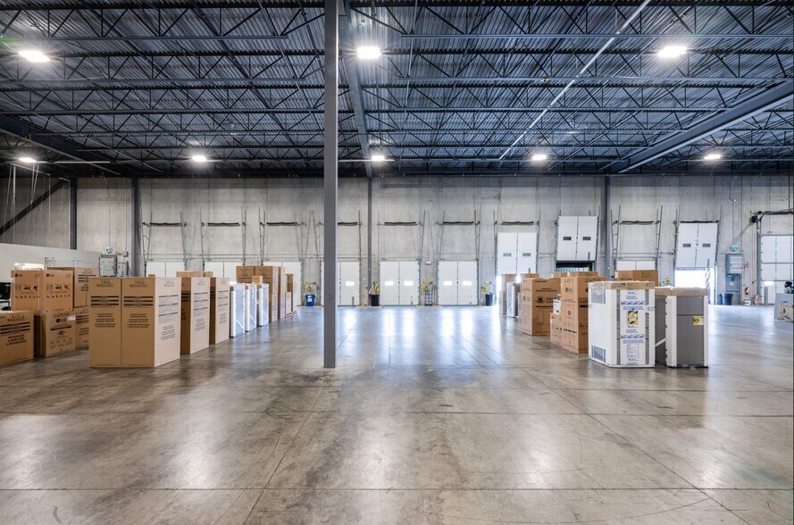 More Photos Of 140 Speirs Giffen Ave, Caledon Warehouse For Lease