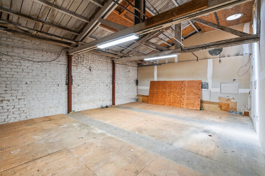 More Photos Of 865 Post St, San Francisco Storefront For Lease