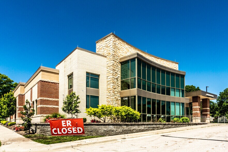More Photos Of 7246 W 75th St, Overland Park Hospital For Lease
