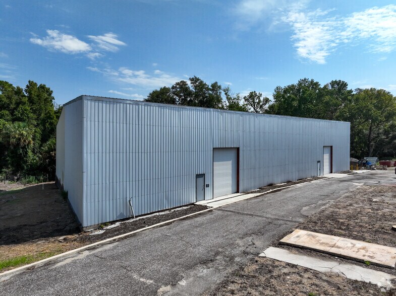Primary Photo Of 3131 US Highway 441/27, Fruitland Park Warehouse For Sale