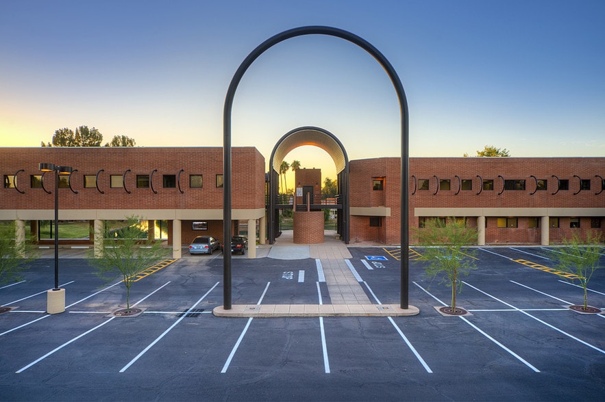 More Photos Of 2204 S Dobson Rd, Mesa Medical For Sale