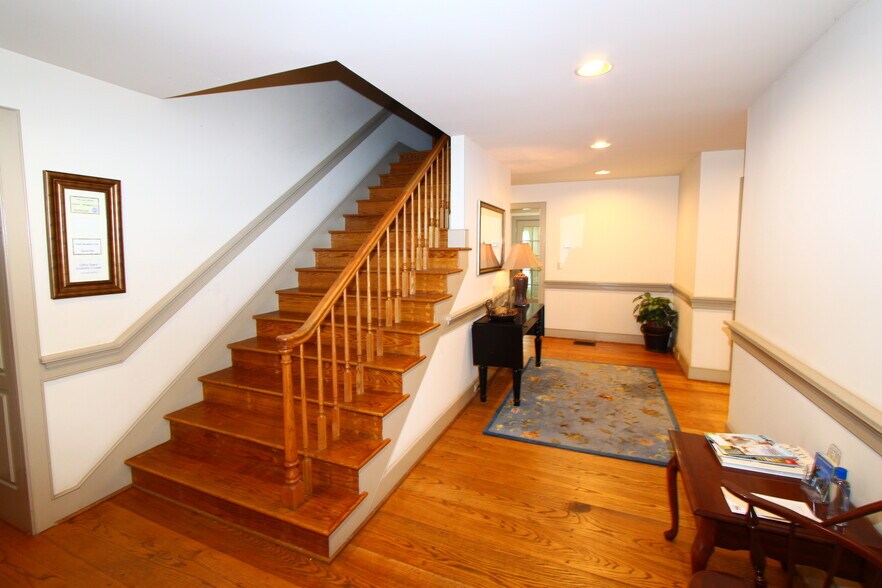 More Photos Of 224 E Street Rd, Kennett Square Loft Creative Space For Lease