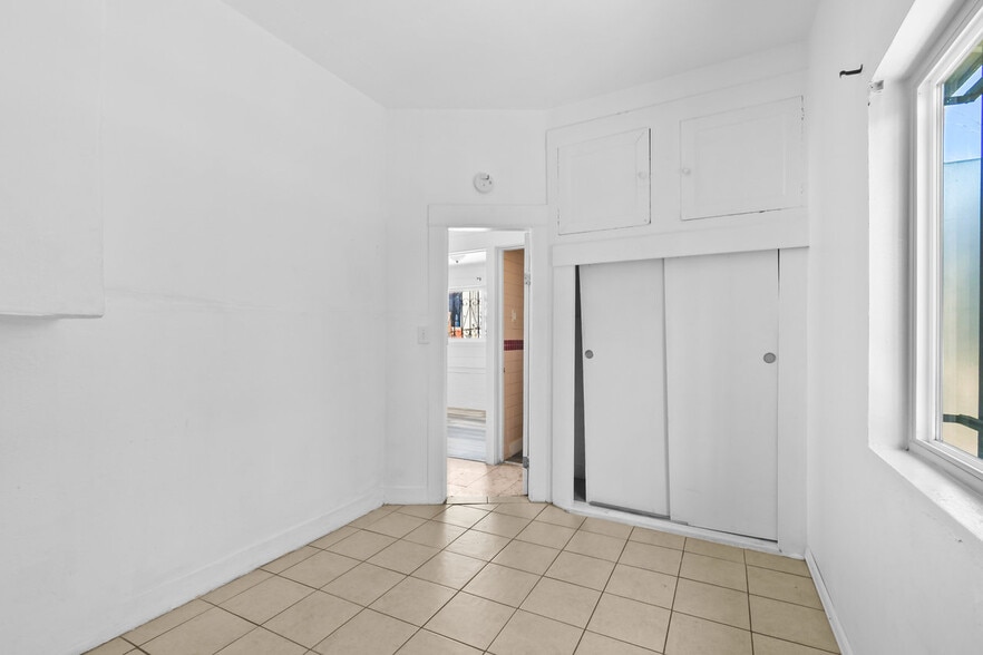 More Photos Of 3814 Acacia St, San Diego Auto Repair For Sale