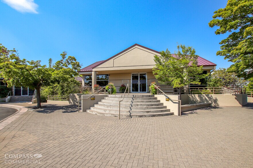 Primary Photo Of 1151 NW Bond St, Bend Office For Lease