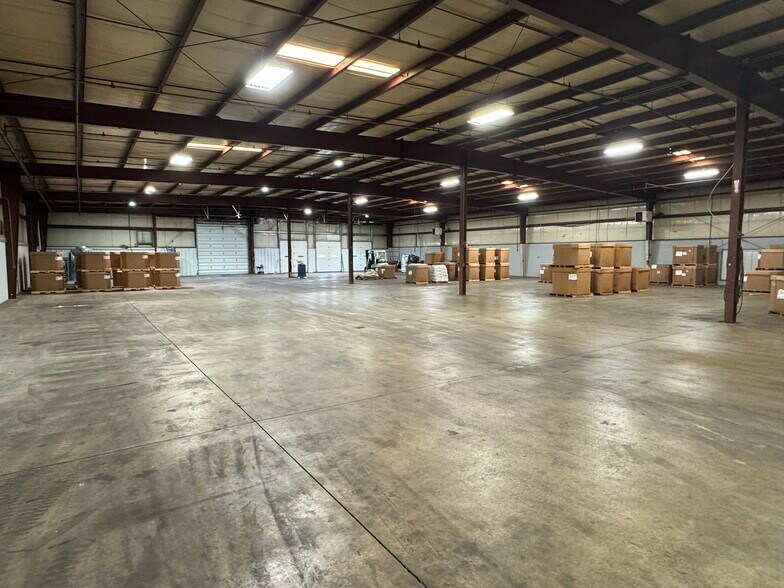 More Photos Of 1722 Hayes Ave, Sandusky Warehouse For Lease