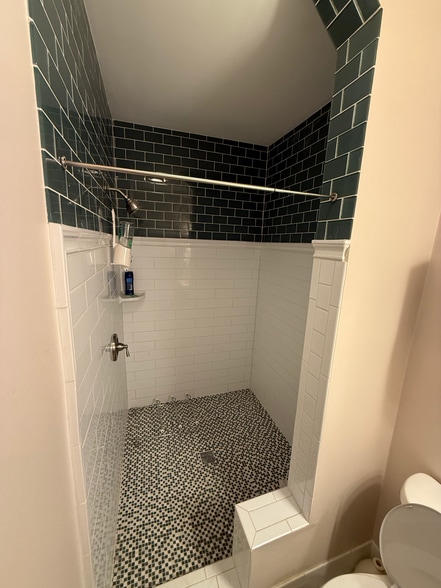 More Photos Of 1827 Powers Ferry Rd SE, Atlanta Office For Sale