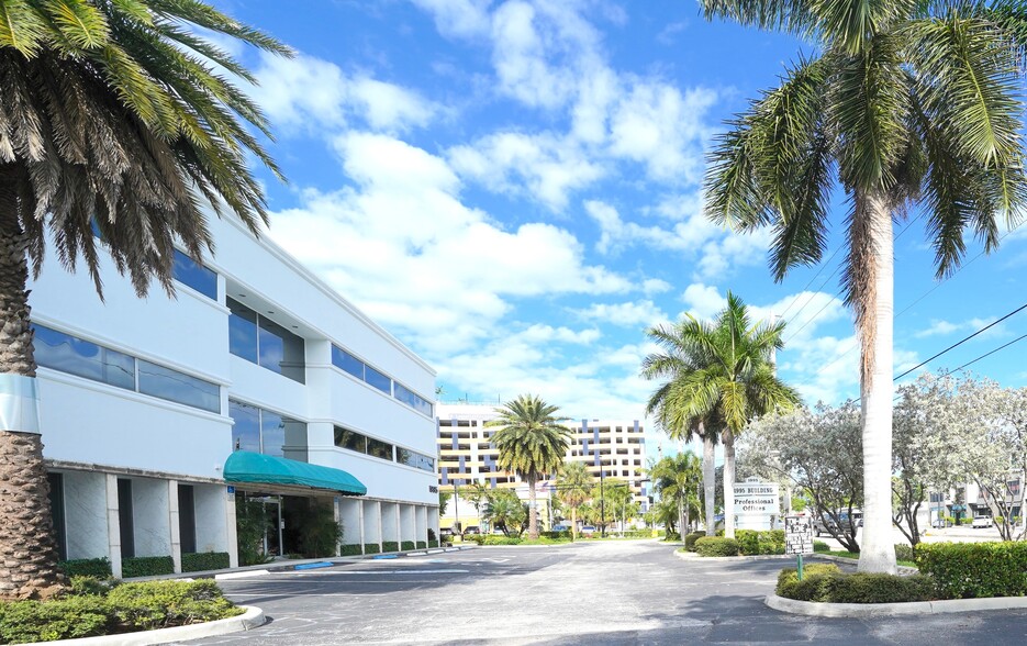 Primary Photo Of 1995 E Oakland Park Blvd, Fort Lauderdale Loft Creative Space For Sale