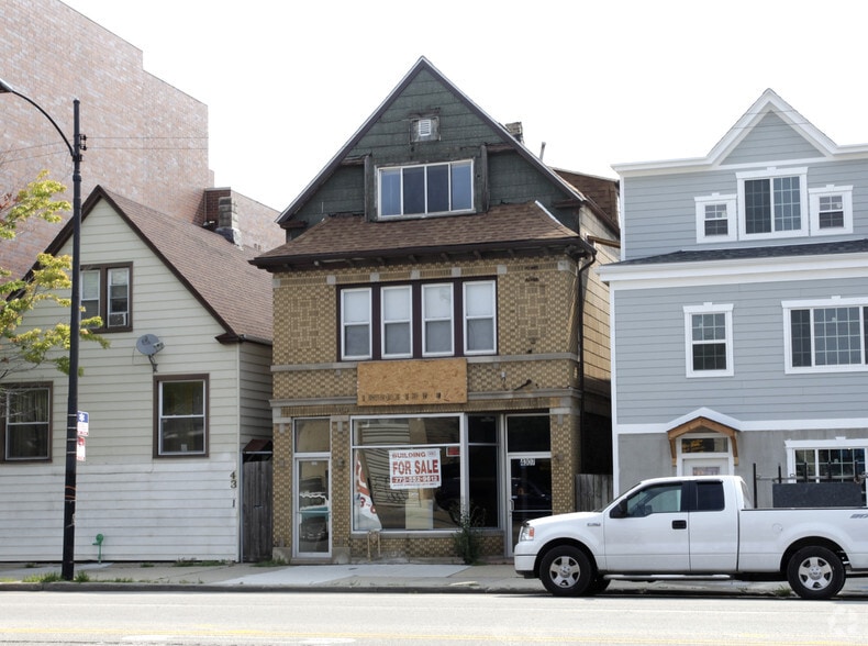 More Photos Of 4307 N Western Ave, Chicago Storefront Retail Residential For Sale