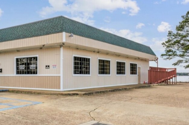 More Photos Of 1721 N King St, Hampton Daycare Center For Sale
