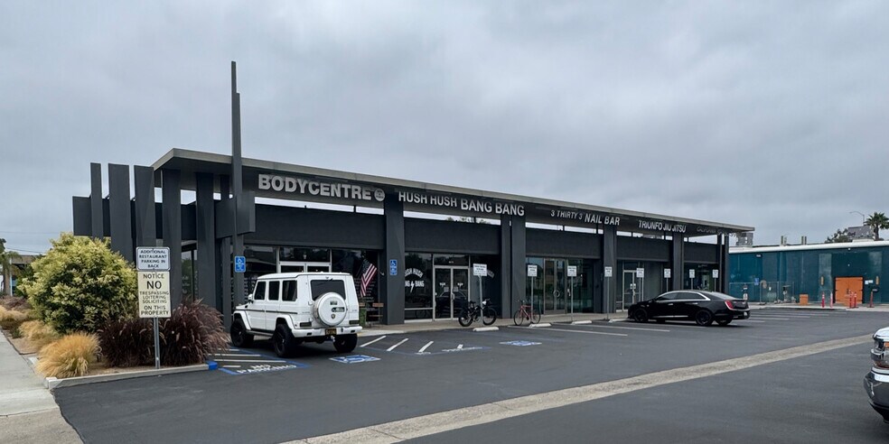 More Photos Of 801 Baker St, Costa Mesa Unknown For Lease