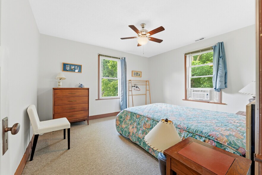 More Photos Of 320 Watts St, Morgantown Apartments For Sale