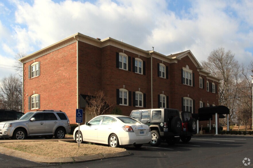 Primary Photo Of 1600 Scottsville Rd, Bowling Green Office For Lease