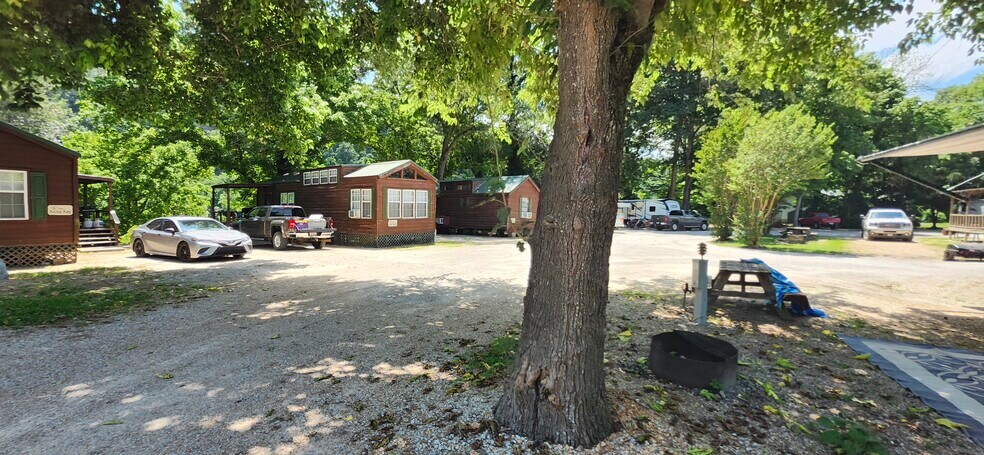 More Photos Of 469 River Rd, Lakeview Trailer Camper Park For Sale