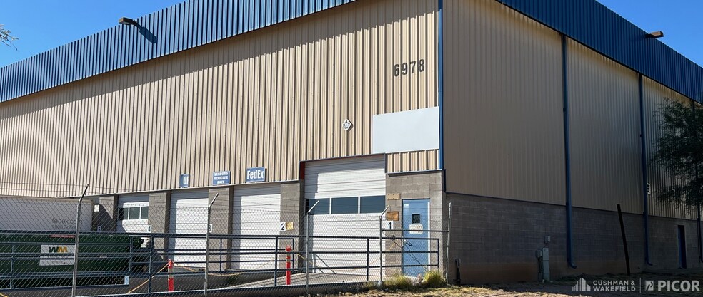 More Photos Of 6978 E Century Park Dr, Tucson Distribution For Lease