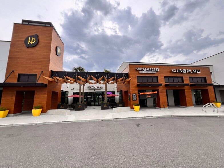 More Photos Of 500-580 Atlantic Blvd, Neptune Beach Storefront For Lease