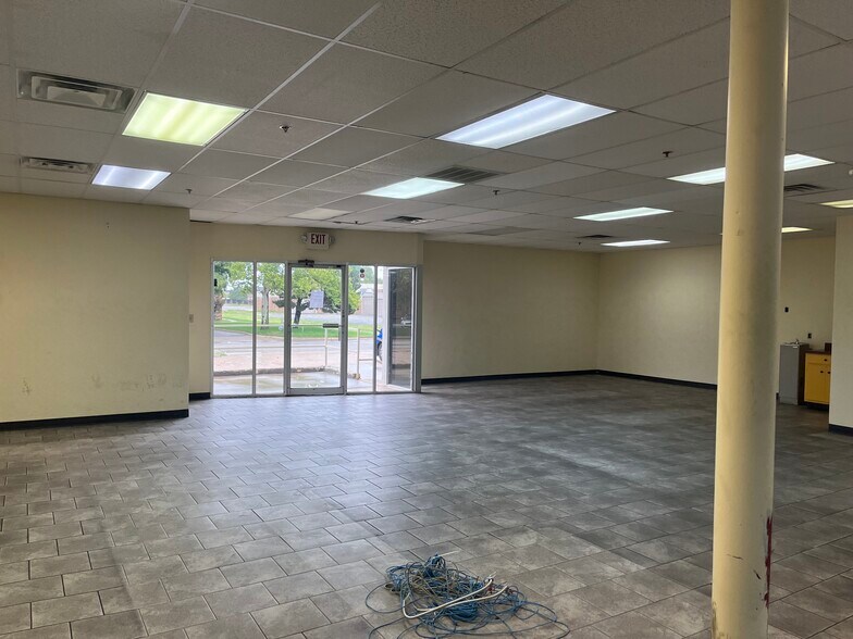 More Photos Of 4220-4232 Charter Ave, Oklahoma City Warehouse For Lease