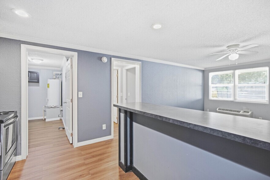 More Photos Of 5901 Bryce Ln, Tampa Apartments For Sale