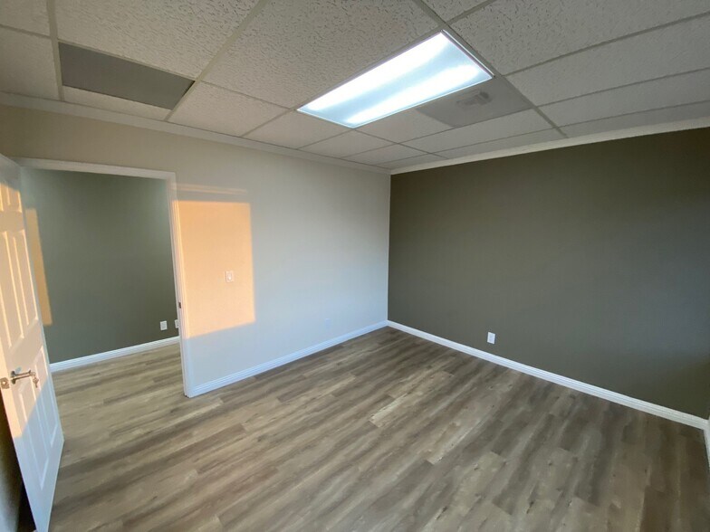 More Photos Of 1314 W Glenoaks Blvd, Glendale Loft Creative Space For Lease