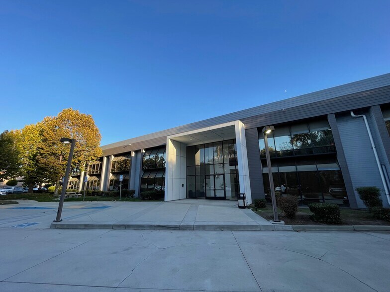 More Photos Of 3333 S Brea Canyon Rd, Diamond Bar Office For Sale