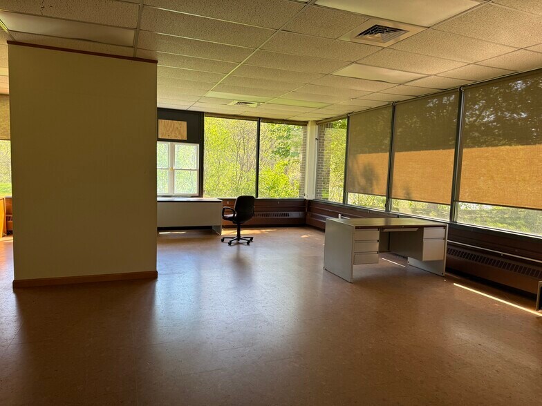 More Photos Of 201 Main st, Brattleboro Medical For Sale