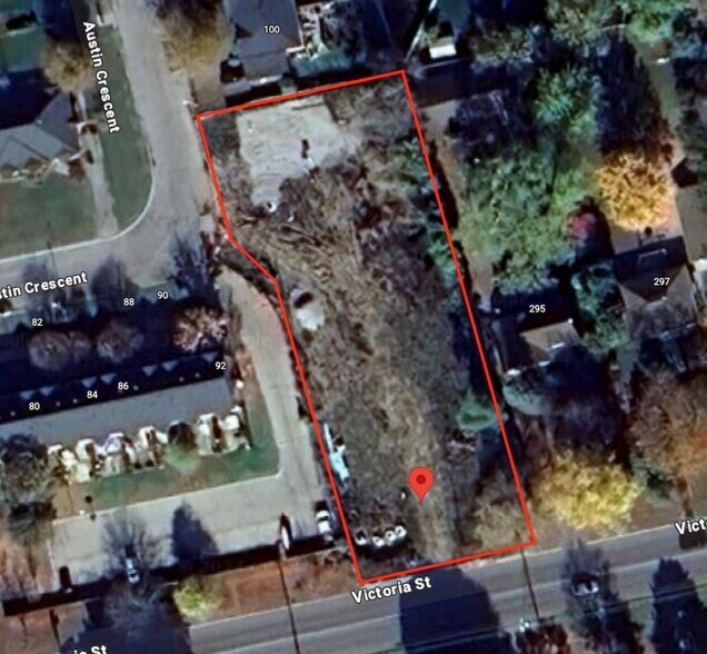 Primary Photo Of 291 Victoria St, Simcoe Land For Sale