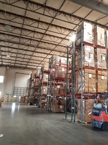 More Photos Of 13500 Marlay Ave, Fontana Warehouse For Lease