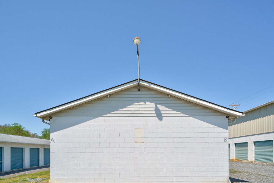 More Photos Of 3495 NC 18 S, Morganton Self Storage For Sale