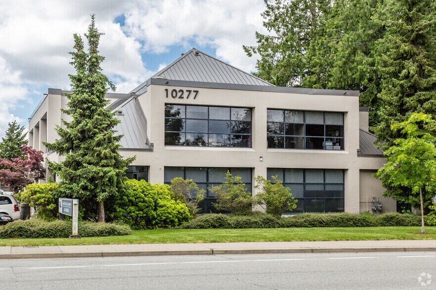 Primary Photo Of 10277 154 St, Surrey Office For Sale