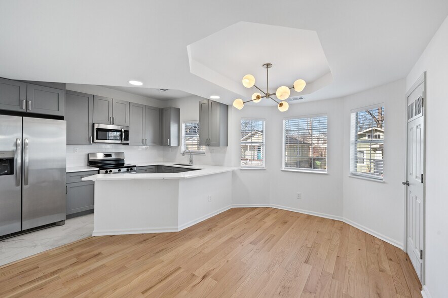 More Photos Of 567 Winton Ter NE, Atlanta Apartments For Sale