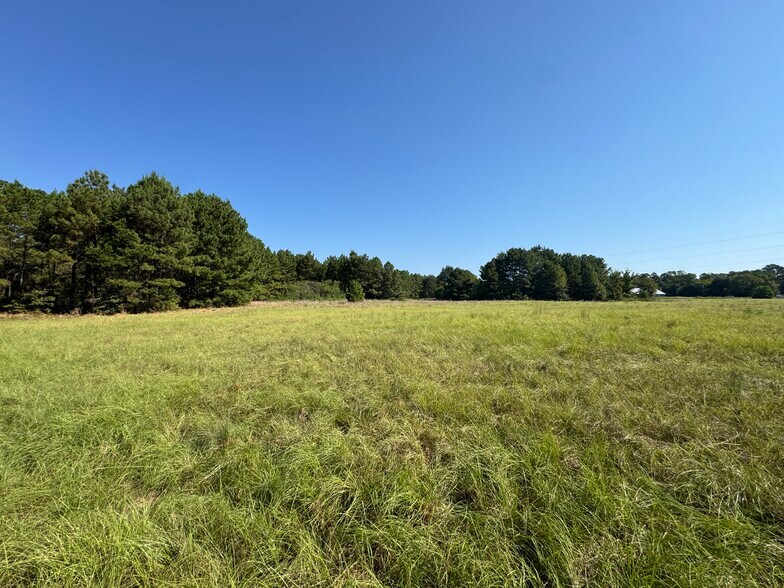 More Photos Of 627 N Hwy 287, Elkhart Land For Sale