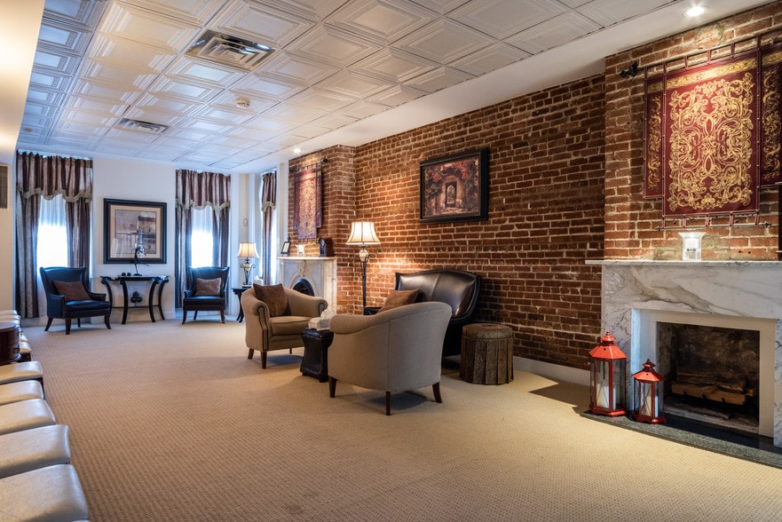 More Photos Of 97 Broadway, Verplanck Funeral Home For Lease