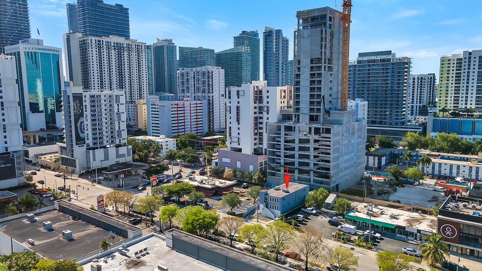 More Photos Of 232 SW 8th St, Miami Medical For Sale