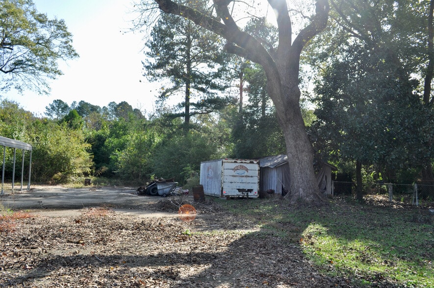 More Photos Of 31 McKinney St, Beech Island Warehouse For Sale