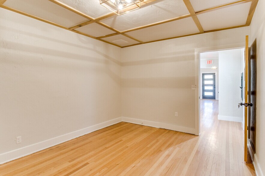 More Photos Of 608 E Eubanks St, Oklahoma City Office For Sale