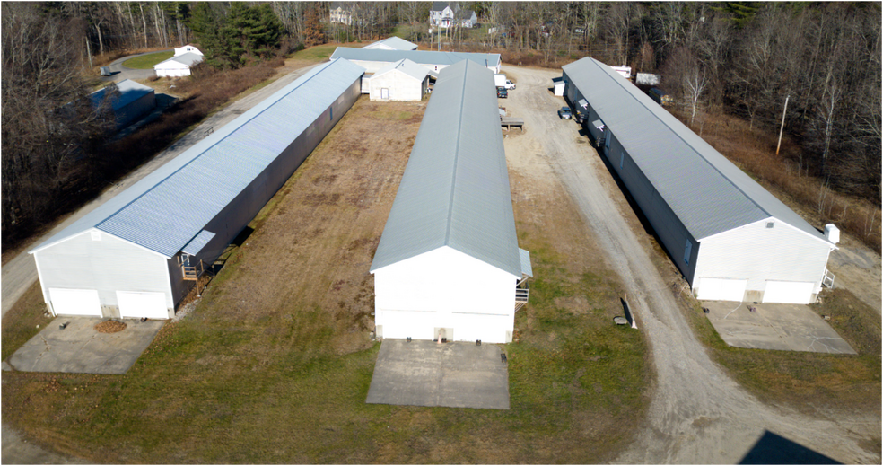 More Photos Of 212 Depot Rd, Auburn Light Distribution For Sale