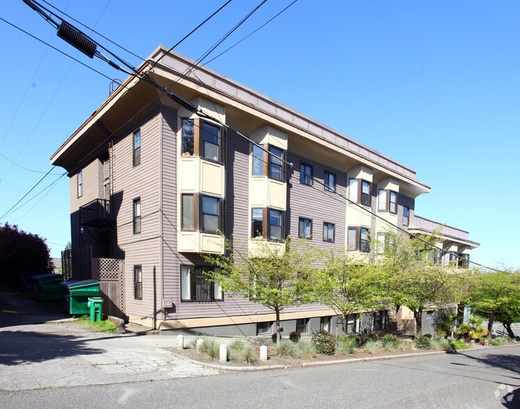 More Photos Of 1812 E Republican St, Seattle Apartments For Sale