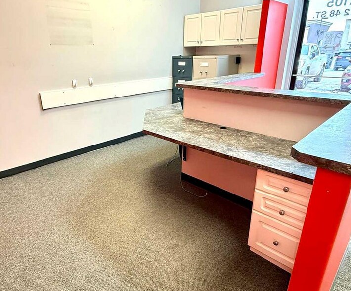 More Photos Of 5212 48 St, Red Deer Office For Sale
