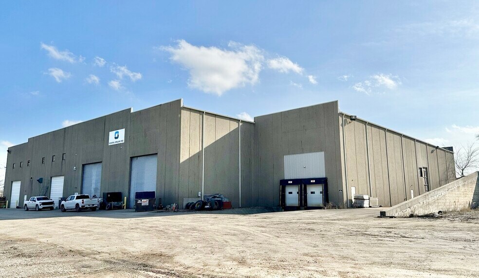 More Photos Of 16565 River Rd, Noblesville Distribution For Lease