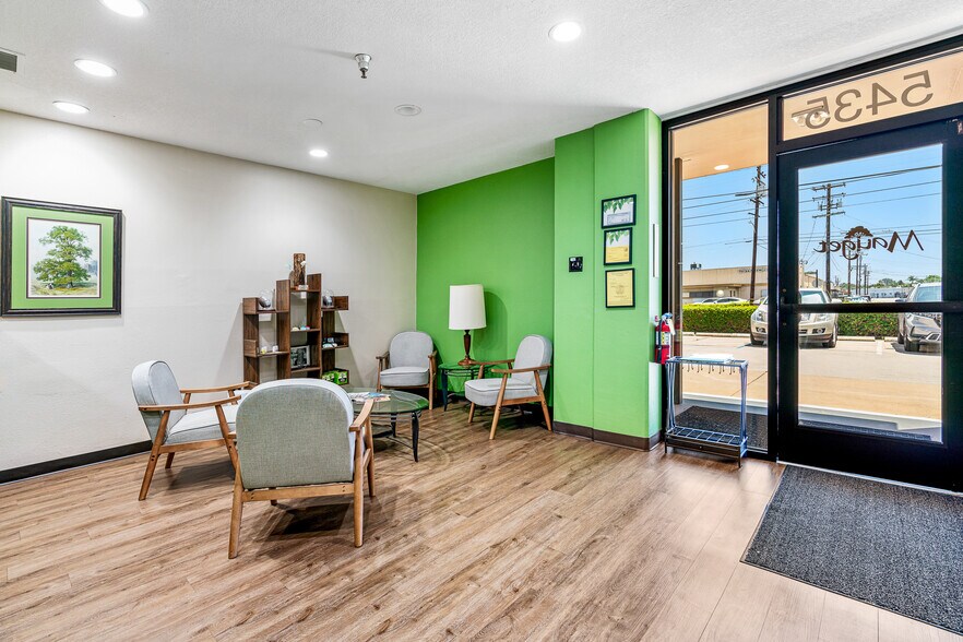 More Photos Of 5435 Peck Rd, Arcadia Manufacturing For Sale