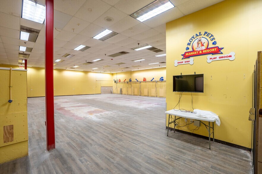 More Photos Of 33550 US Highway 19 N, Palm Harbor Freestanding For Lease