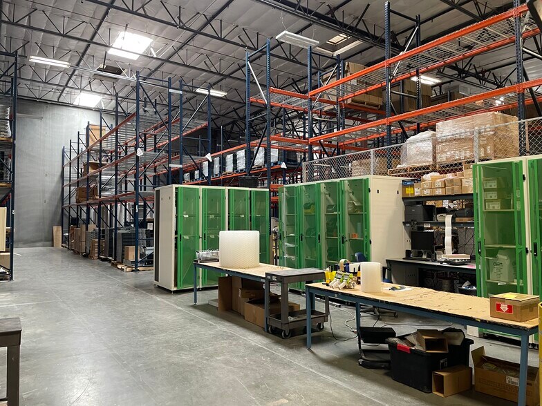 More Photos Of 7465 W Badura Ave, Las Vegas Warehouse For Sale