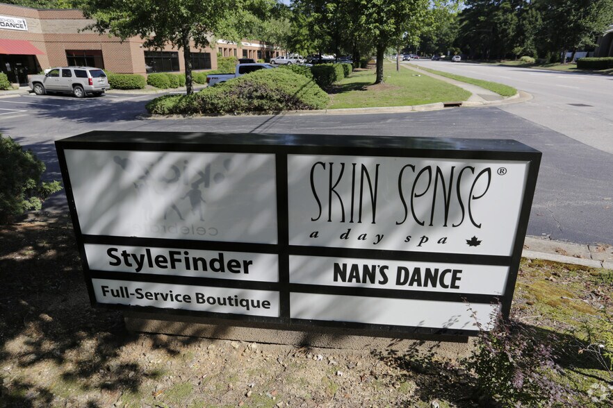 More Photos Of 6801 Falls of Neuse Rd, Raleigh Office For Lease