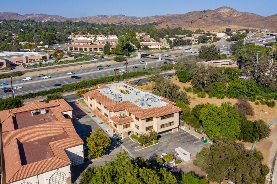 More Photos Of 28348 Roadside Dr, Agoura Hills Office For Lease