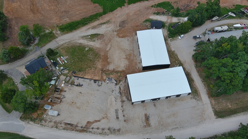 More Photos Of 100 Man Cave, Sunrise Beach Self Storage For Sale