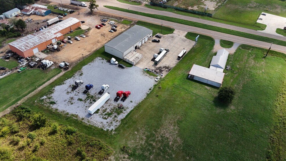 More Photos Of 1319 US-82, Indianola Service For Sale