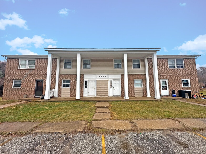 More Photos Of 5056 N Pawnee Trl, La Porte Apartments For Sale